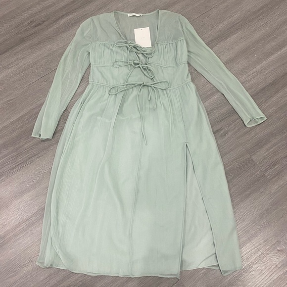 Oak & Fort dress - Picture 3 of 3